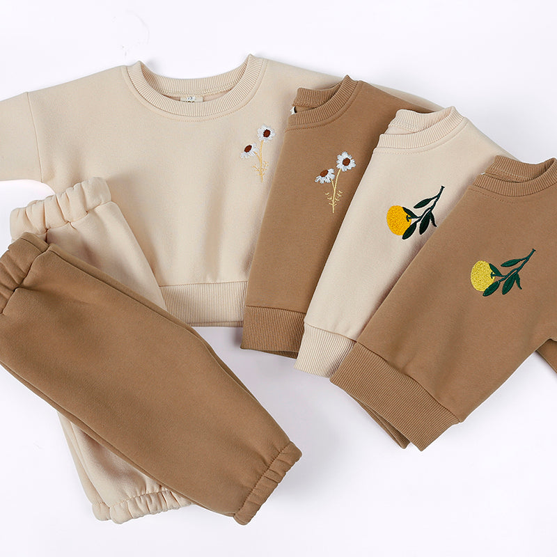 Ensemble enfant sweat fleuri et pantalon en coton
